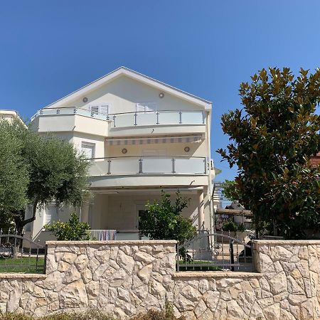 Apartments Dumancic 비오그라드나모루 외부 사진