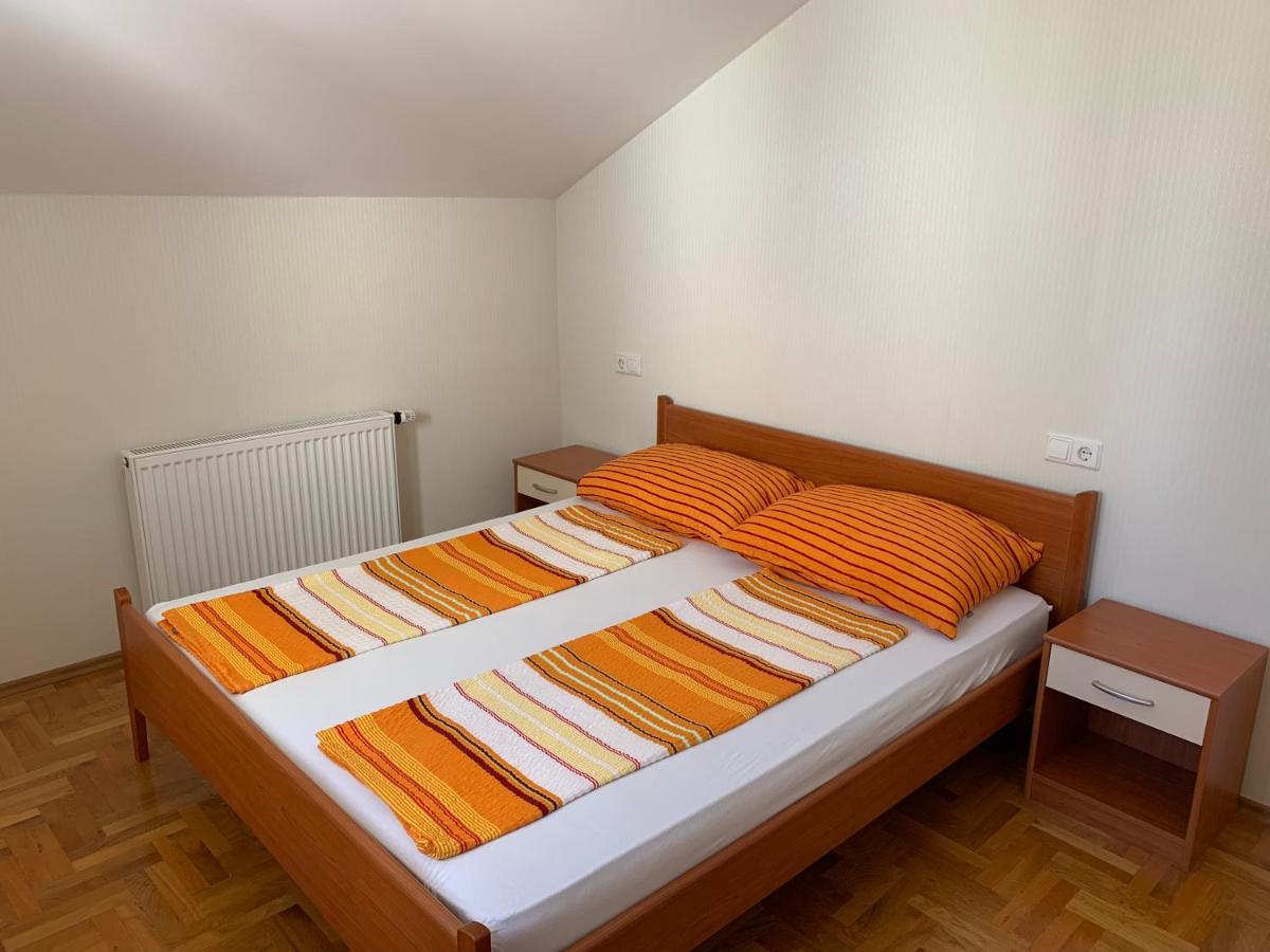 Apartments Dumancic 비오그라드나모루 외부 사진