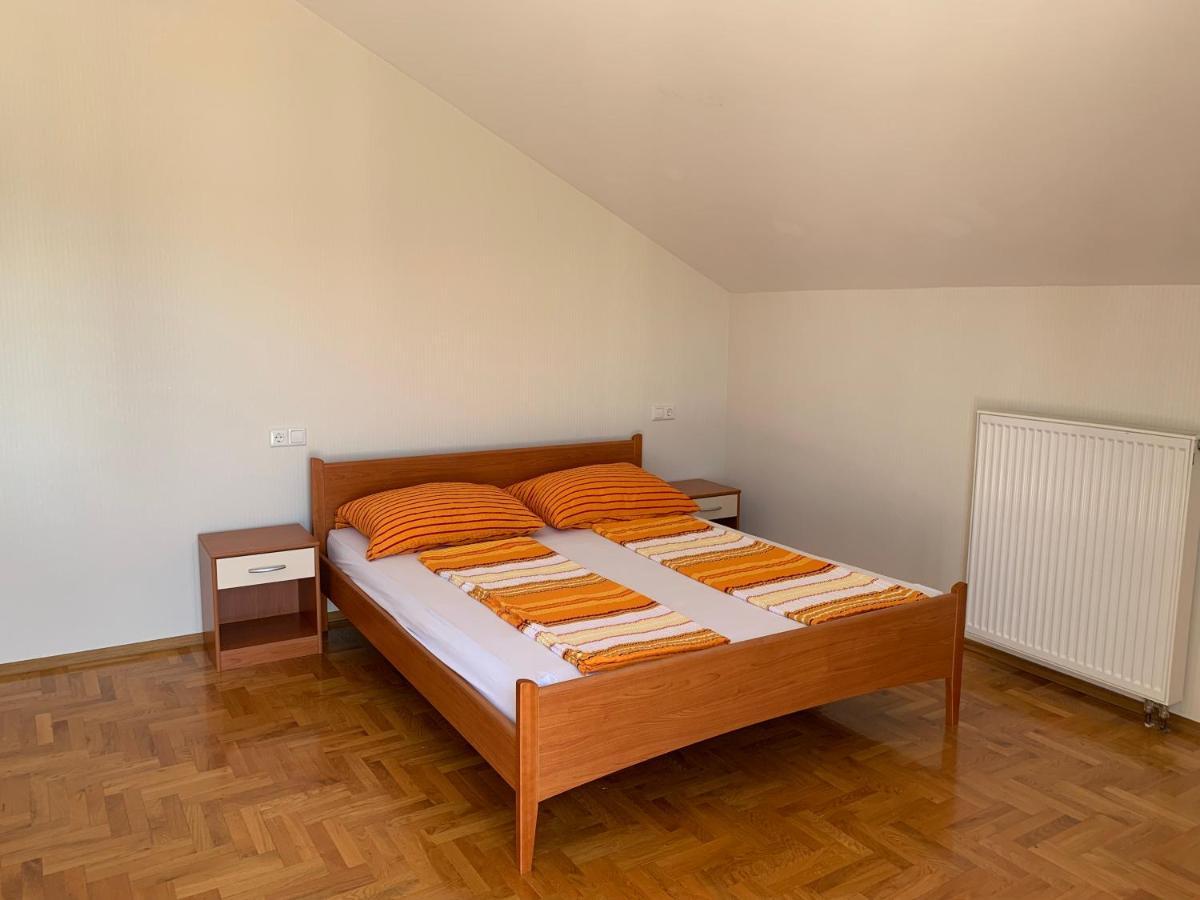 Apartments Dumancic 비오그라드나모루 외부 사진
