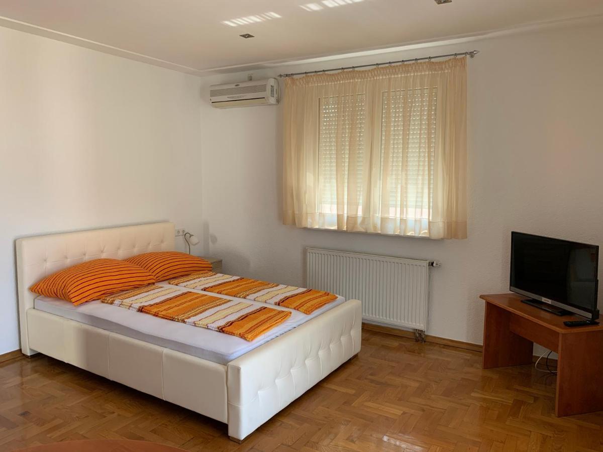 Apartments Dumancic 비오그라드나모루 외부 사진